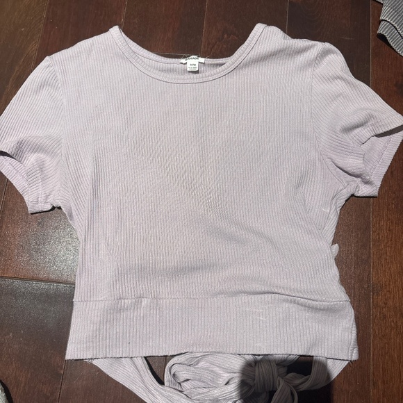 Garage shirt that ties in the back size medium - Picture 1 of 3